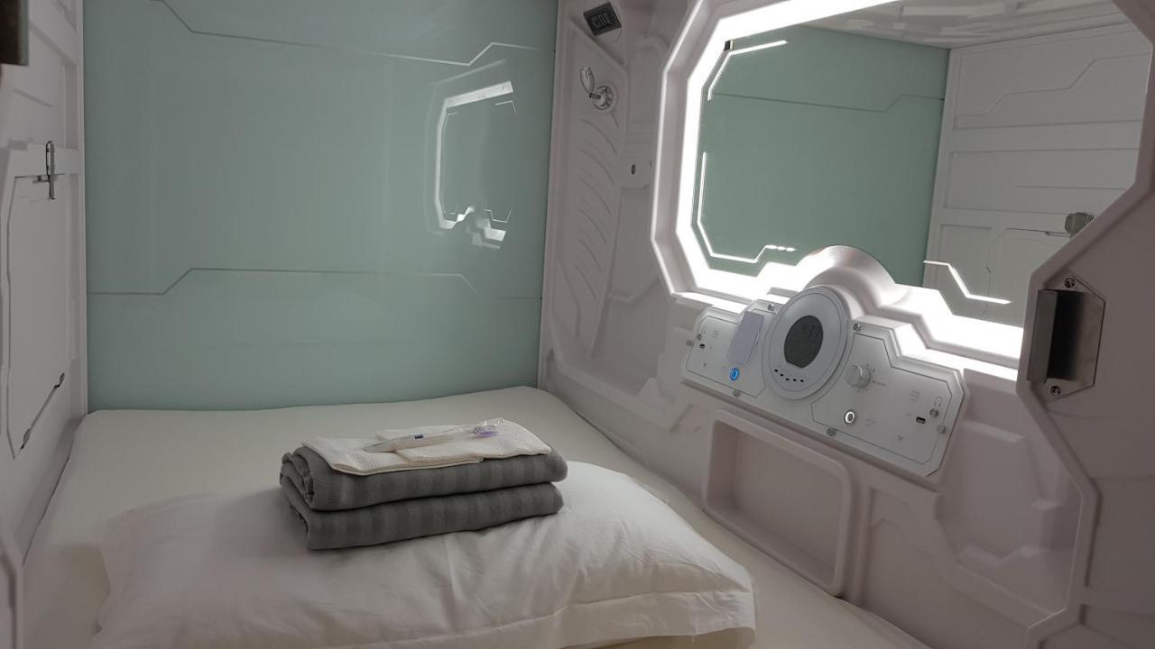 Apollo Capsule Hotel إنده المظهر الخارجي الصورة