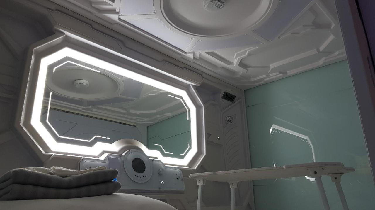 Apollo Capsule Hotel إنده المظهر الخارجي الصورة